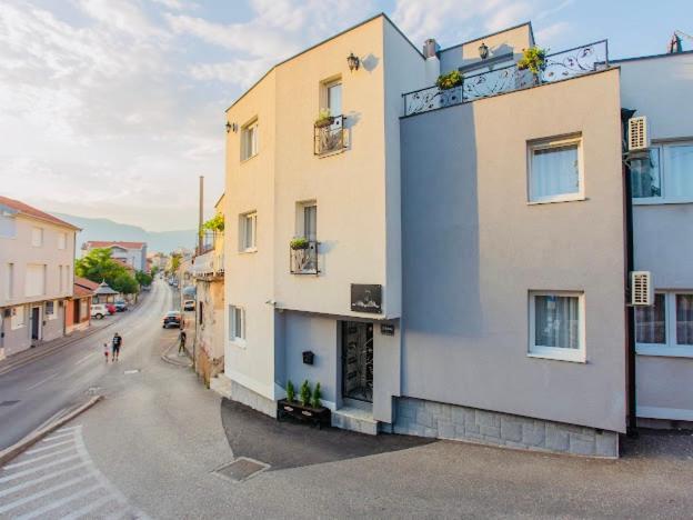 Villa Malkoc - Luxury Rooms & Apartments Mostar Eksteriør bilde